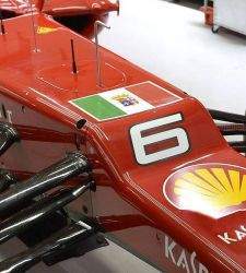 ferrari-bandera.jpg