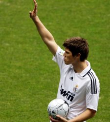 huntelaar-presentacion.jpg