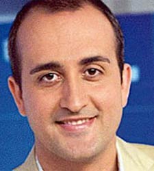 julian-reyes.jpg