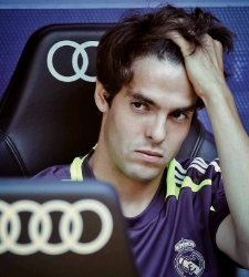 kaka-banquillo2.jpg