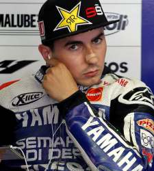 <b>Lorenzo</b>: "Me gustaría ser feliz en Yamaha, pero lo que falla lo reservo para mi"