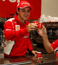 <b>Ferrari</b> llevará a Sepang un nuevo chasis para un Felipe Massa en la cuerda floja