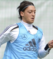 ozil