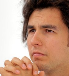 <b>Pérez</b> "impresiona" a los mandos de un Ferrari y se postula como sustituto de Massa