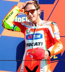 Rossi: "<b>Simoncelli</b> me ha ayudado desde arriba" para llegar al podio en casa