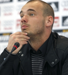 sneijder_dentro.jpg