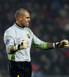 <b>Valdés</b> bate el récord de imbatibilidad de Reina tras 8 partidos sin encajar un gol
