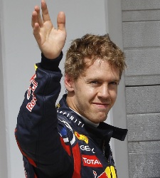 Vettel logra la 'pole' sobre el límite; Alonso saldrá quinto