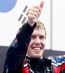 Vettel suma su décima victoria del año y da a Red Bull el título de constructores