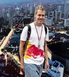 Las condiciones extremas del circuito urbano de <b>Singapur</b> asustan a los pilotos