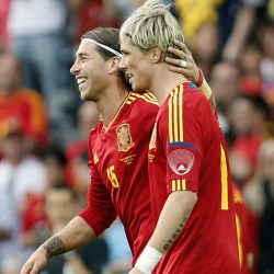 Ramos-celebra-Torres-2012.jpg