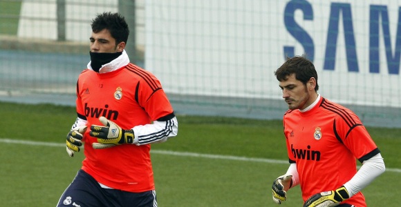 Adan-Casillas-entreno-RealMadrid-2013-efe.jpg