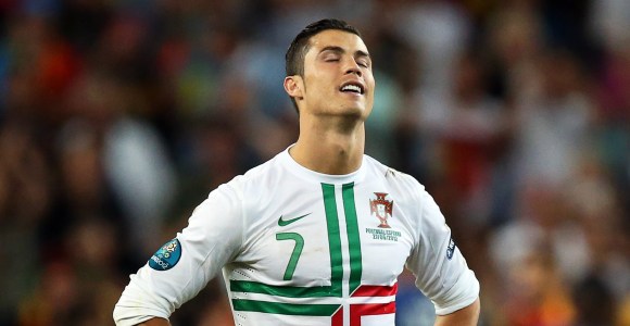 CR7-lamento-Portugal-2012-semi-efe.jpg
