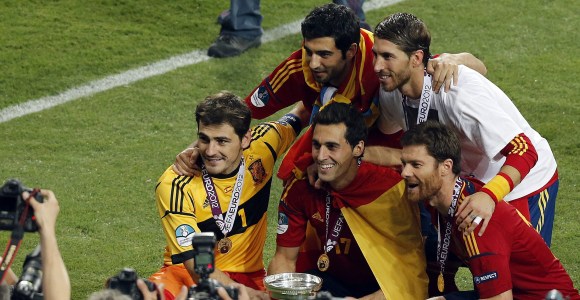 Casillas-Arbeloa-Albiol-Xabi-Ramos-Eurocopa-efe.jpg