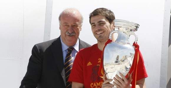 DelBosque-Casillas-avion-2012-efe.jpg