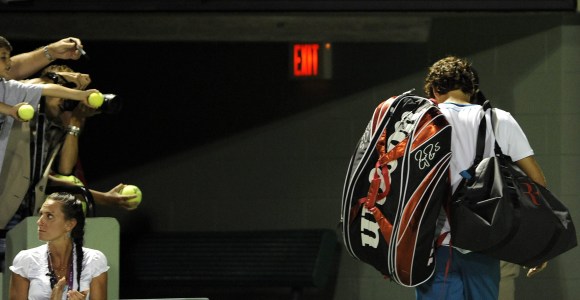 <b>Roddick</b> borda un tenis de altura y elimina por sorpresa a Federer en Miami
