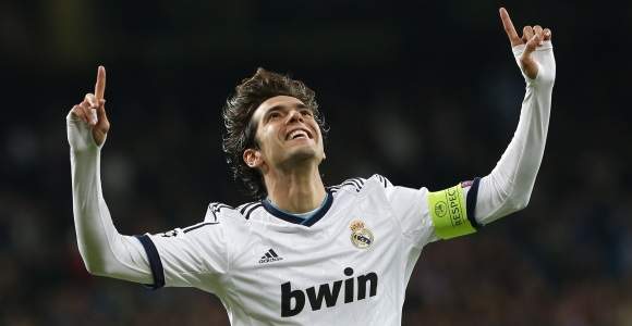 Kaka-celebra-Ajax-2012-Reuters-cielo.jpg