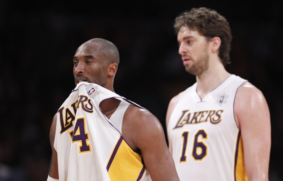 Kobe y Pau Gasol en una imagen frente a los Bulls
