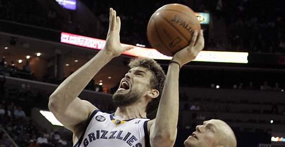 <b>Marc Gasol</b> se reinvindica en la derrota previa a la llegada de Arenas (119-110)