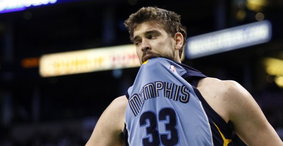 Tony Parker fue demasiado para Memphis y un brillante Marc (84-89)