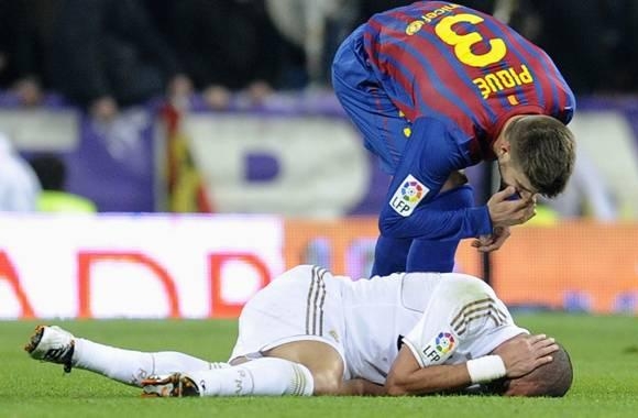 El Real Madrid medita sancionar a Pepe por su actitud en el último Clásico