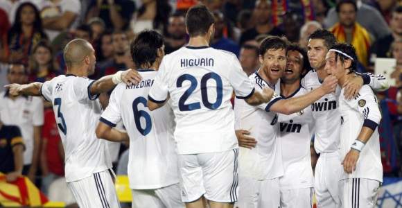 RealMadrid-celebra-clasico-2012-efe.jpg