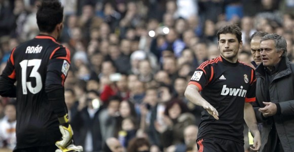 adan-casillas.jpg