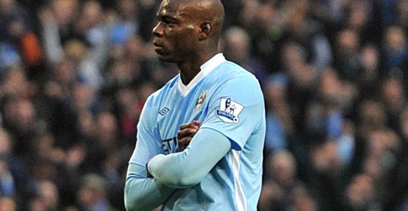 balotelli-brazoscruzados.jpg