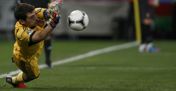 casillas-parada.jpg