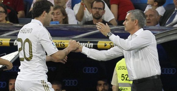 higuain-despedida-mou.jpg