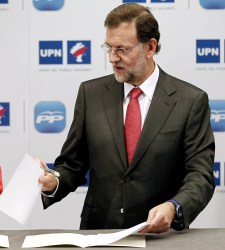 Rajoy-convenio-upn-efe-2011.jpg