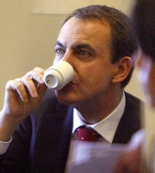 Zapatero-cafe-efe.jpg