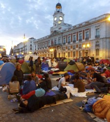 acampada-sol-amanecer-efe.jpg