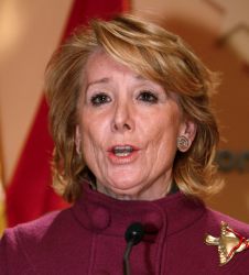 aguirre-rosa.jpg