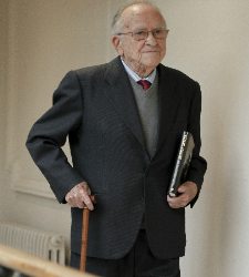 carrillo-efe.jpg