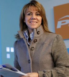 Cospedal sube el sueldo a sus asesores