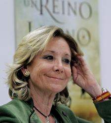 esperanza-aguirre-sonrie.jpg