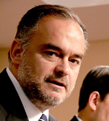 gonzalez-pons.JPG