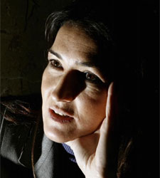 gonzalez-sinde-negro.jpg
