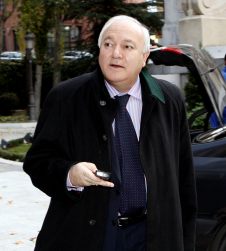 moratinos-gabardina.jpg