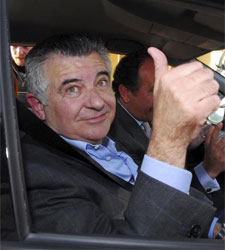 roca-dedo.jpg