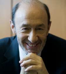 rubalcaba-cerca.jpg