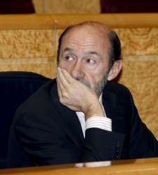 rubalcaba-pensando.jpg