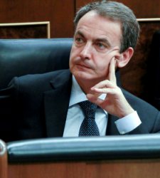 zapatero-congreso-gesto.jpg