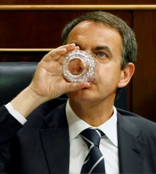 zapatero_agua.jpg