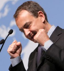 zapateroinsistente225.jpg