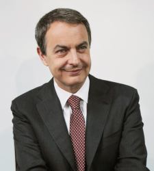 zapaterosonrie.jpg