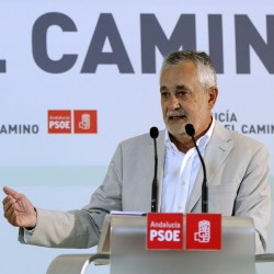 Grinan-atril-2012.jpg