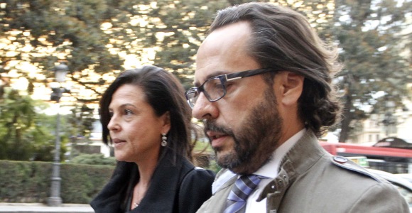 ELBIGOTES.jpg
