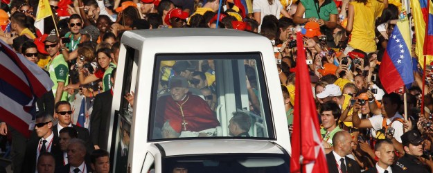jmj-papa-cibeles.jpg